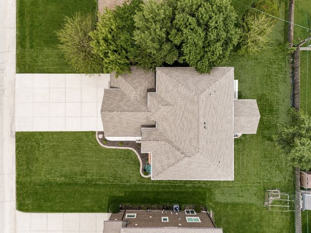10441 S 83rd Avenue, Palos Hills, IL 60465