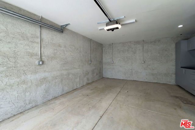 443 W Avenue 37, Los Angeles, CA 90065