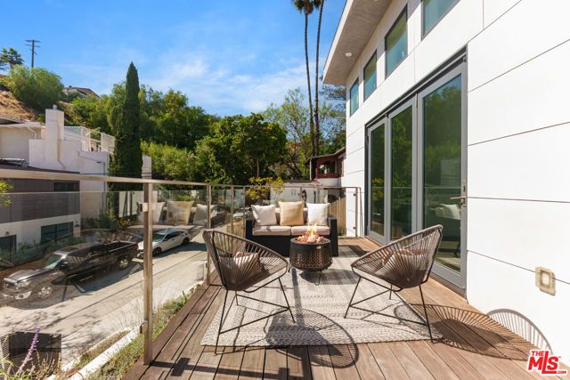443 W Avenue 37, Los Angeles, CA 90065