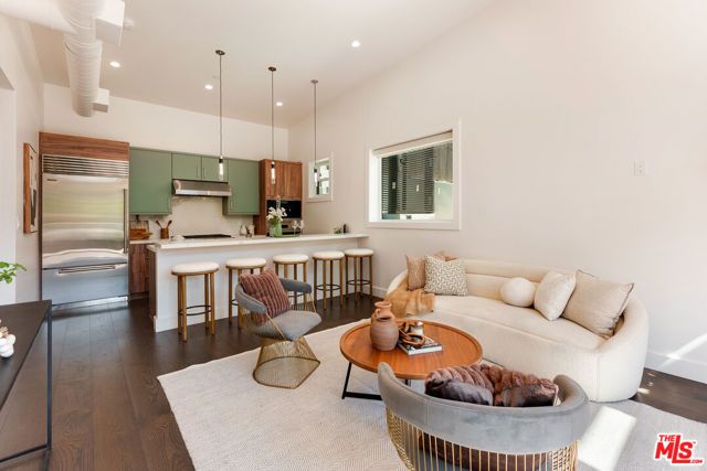 443 W Avenue 37, Los Angeles, CA 90065