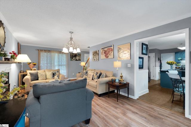 204 Staffordshire Way, Simpsonville, SC 29681