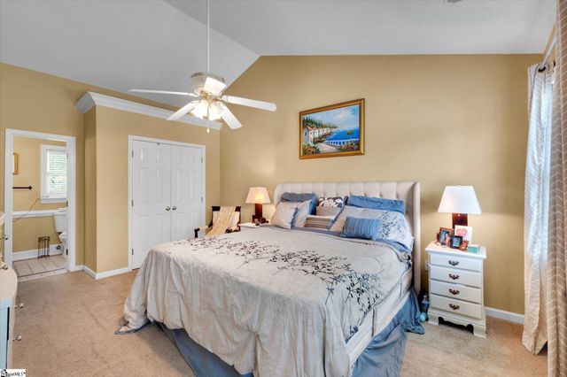 204 Staffordshire Way, Simpsonville, SC 29681