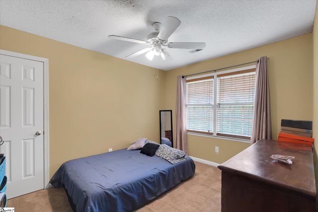 204 Staffordshire Way, Simpsonville, SC 29681