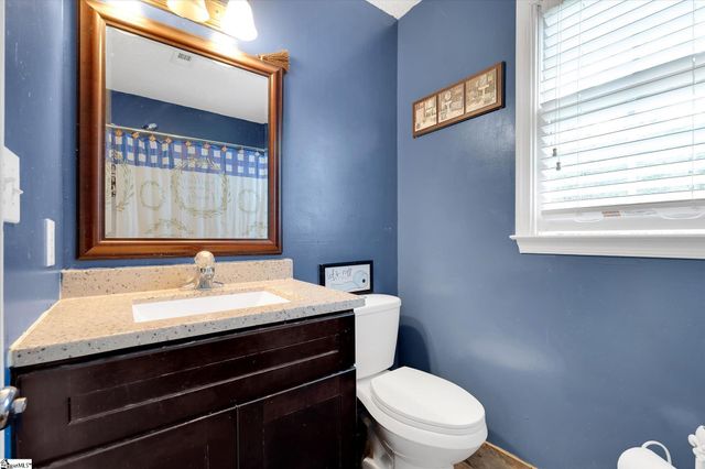 204 Staffordshire Way, Simpsonville, SC 29681