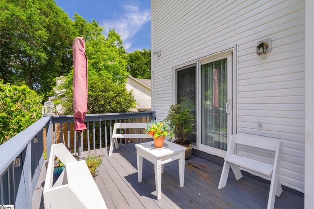 204 Staffordshire Way, Simpsonville, SC 29681