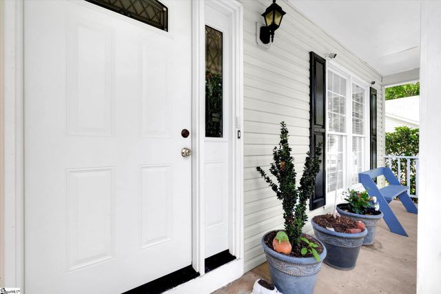 204 Staffordshire Way, Simpsonville, SC 29681
