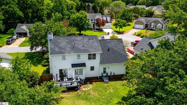 204 Staffordshire Way, Simpsonville, SC 29681