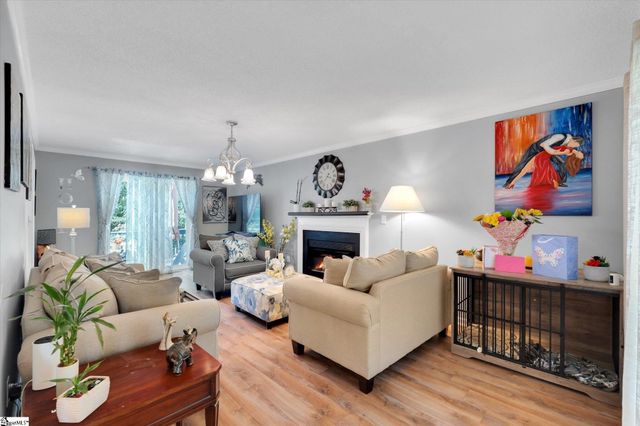204 Staffordshire Way, Simpsonville, SC 29681