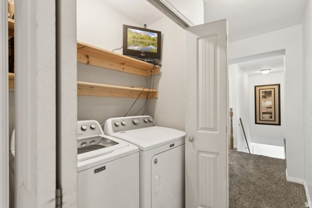 Image 28 of property listing at 1925 E HILLCREST AVE, Salt Lake City, UT 84106