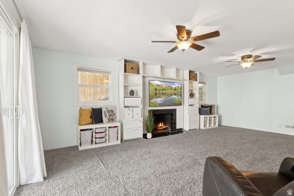 Image 38 of property listing at 1925 E HILLCREST AVE, Salt Lake City, UT 84106