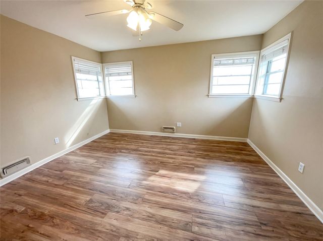 6817 Chickering Road, Fort Worth, TX 76116