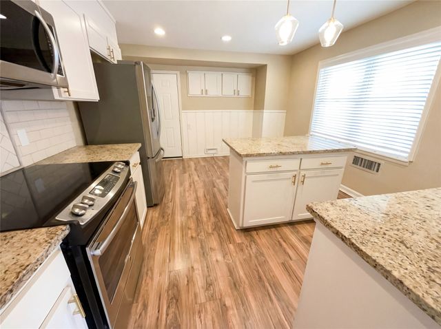 6817 Chickering Road, Fort Worth, TX 76116
