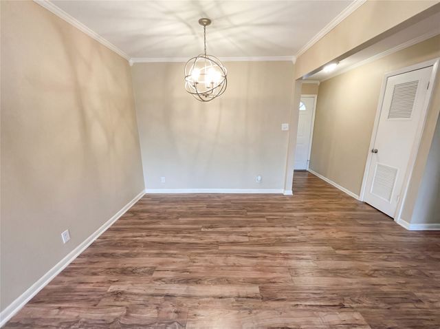 6817 Chickering Road, Fort Worth, TX 76116