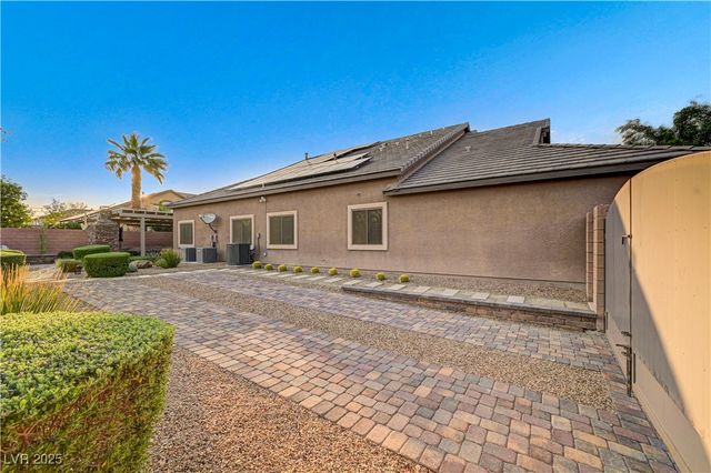 7311 Velvet Sky Street, Las Vegas, NV 89131