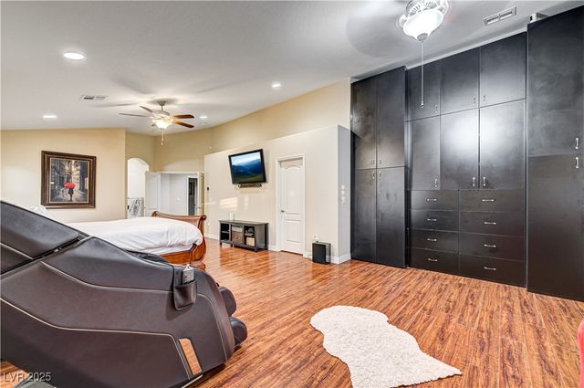 7311 Velvet Sky Street, Las Vegas, NV 89131