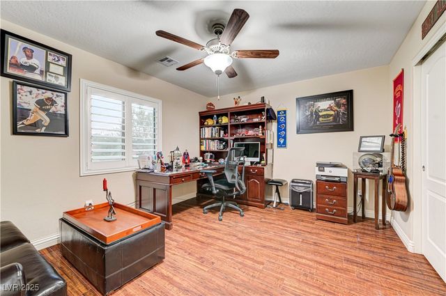 7311 Velvet Sky Street, Las Vegas, NV 89131