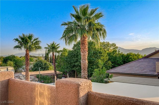 7311 Velvet Sky Street, Las Vegas, NV 89131