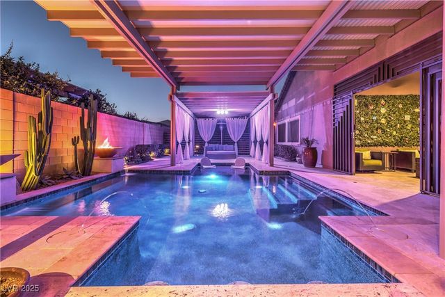 7311 Velvet Sky Street, Las Vegas, NV 89131