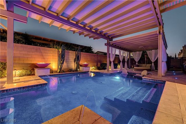 7311 Velvet Sky Street, Las Vegas, NV 89131