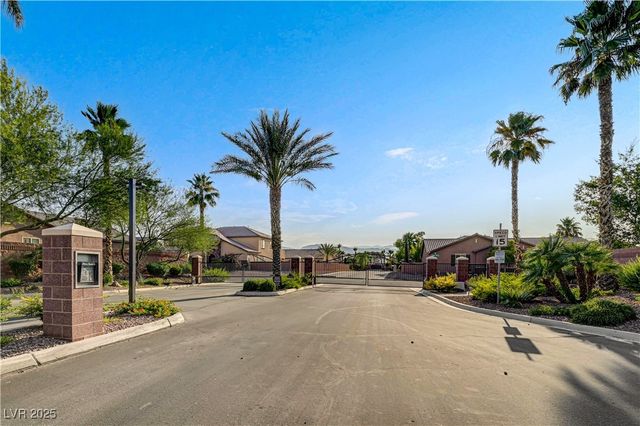 7311 Velvet Sky Street, Las Vegas, NV 89131