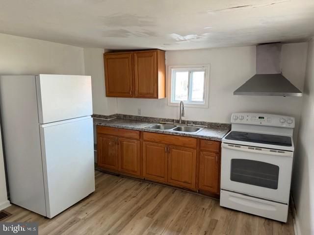 13-15 W WATER ST, Middletown, PA 17057