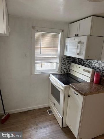 13-15 W WATER ST, Middletown, PA 17057