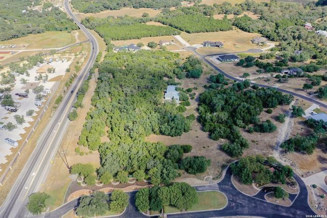 1015 & 1011 Las Brisas Dr, Canyon Lake, TX 78133