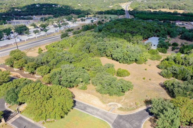 1015 & 1011 Las Brisas Dr, Canyon Lake, TX 78133