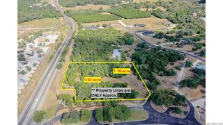 1015 & 1011 Las Brisas Dr, Canyon Lake, TX 78133