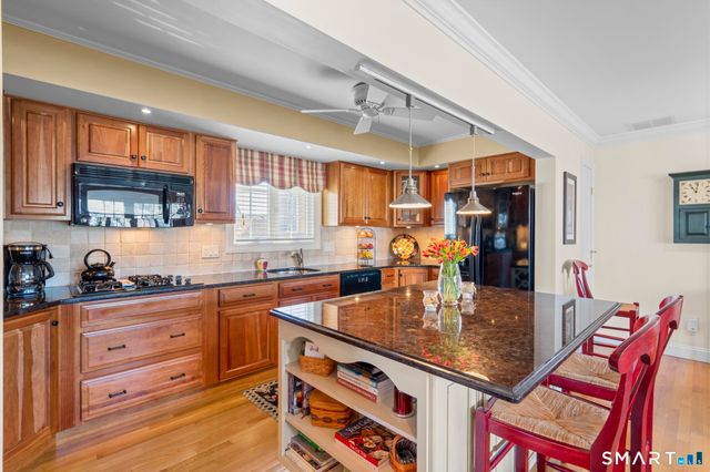 77 Merwin Avenue A, Milford, CT 06460