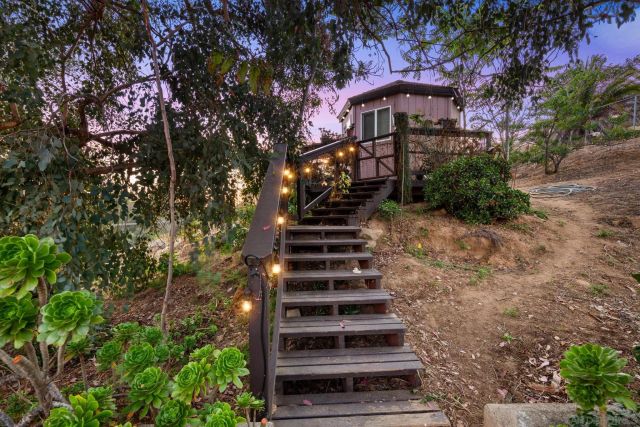 1786 San Pasqual Valley, Escondido, CA 92027
