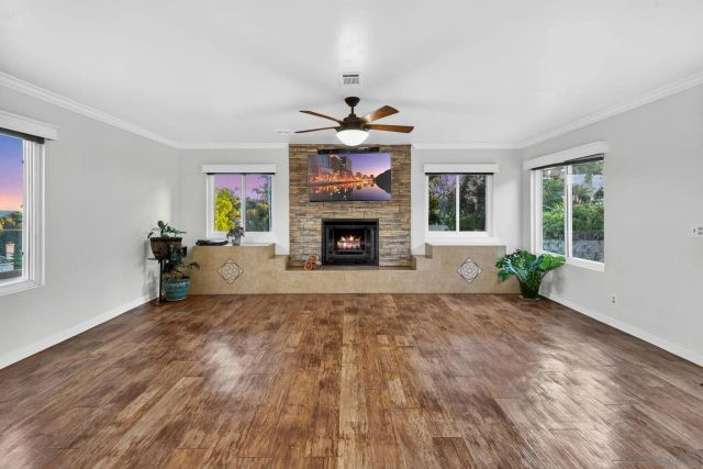 1786 San Pasqual Valley, Escondido, CA 92027