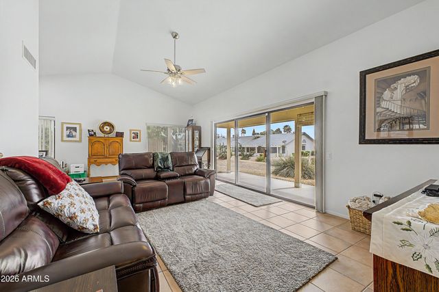 20410 N SPRING MEADOW Drive, Sun City West, AZ 85375