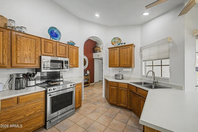 20410 N SPRING MEADOW Drive, Sun City West, AZ 85375