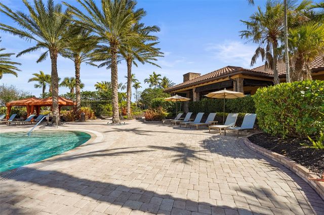 13731 MESSINA LOOP 101, Bradenton, FL 34211