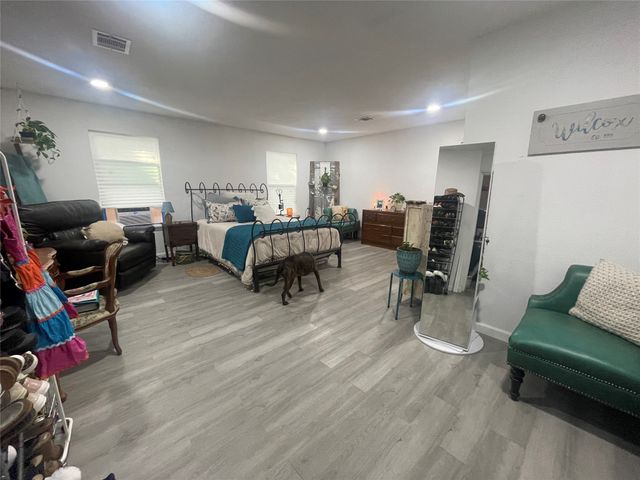 200 S Austin Street, Rice, TX 75155