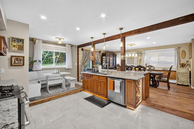 97 W Lakeshore Drive, Carmel, NY 10512