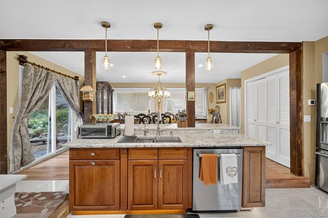 97 W Lakeshore Drive, Carmel, NY 10512