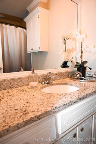 2303 N Dogwood Street, Owasso, OK 74055