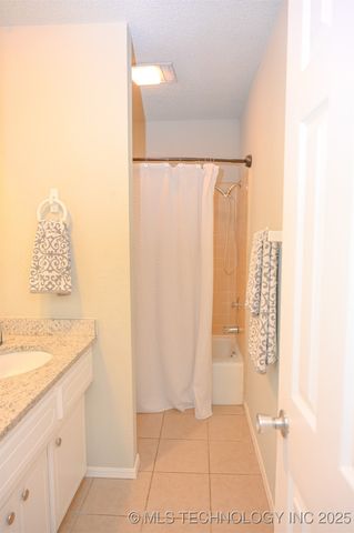 2303 N Dogwood Street, Owasso, OK 74055