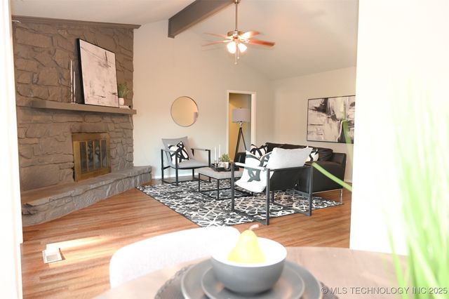 2303 N Dogwood Street, Owasso, OK 74055