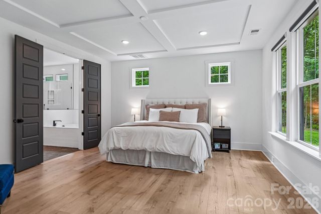 8049 Catawba cove Drive, Belmont, NC 28012