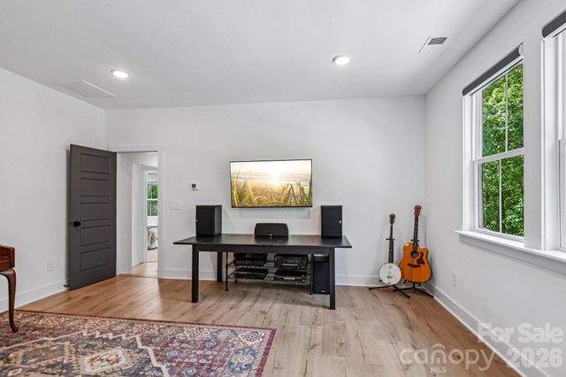 8049 Catawba cove Drive, Belmont, NC 28012
