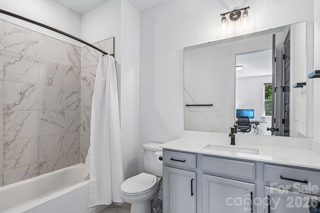 8049 Catawba cove Drive, Belmont, NC 28012