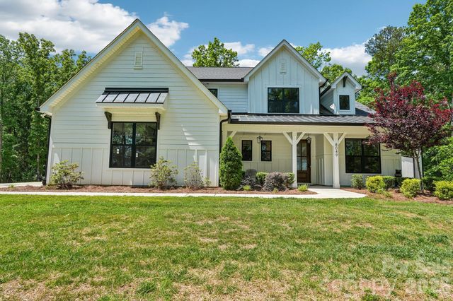 8049 Catawba cove Drive, Belmont, NC 28012