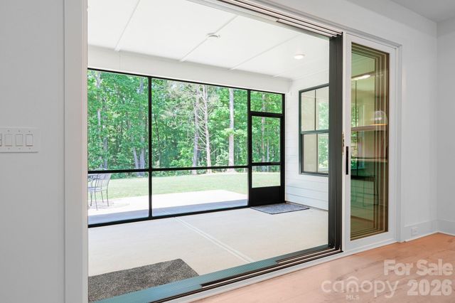 8049 Catawba cove Drive, Belmont, NC 28012