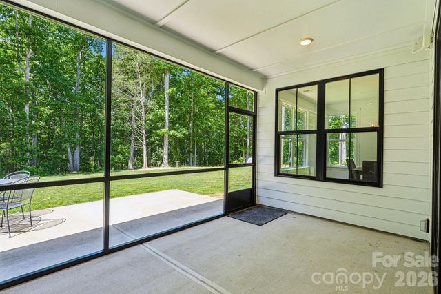 8049 Catawba cove Drive, Belmont, NC 28012