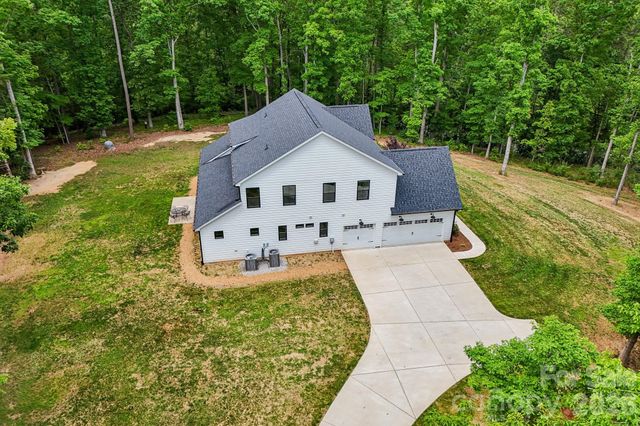 8049 Catawba cove Drive, Belmont, NC 28012