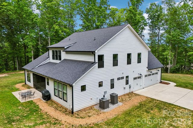 8049 Catawba cove Drive, Belmont, NC 28012