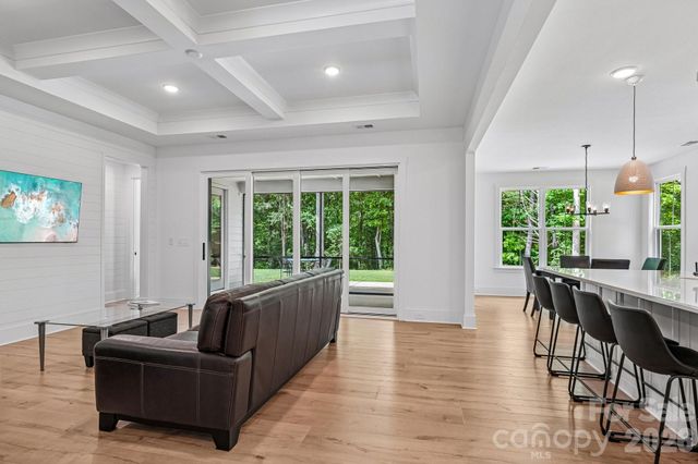 8049 Catawba cove Drive, Belmont, NC 28012